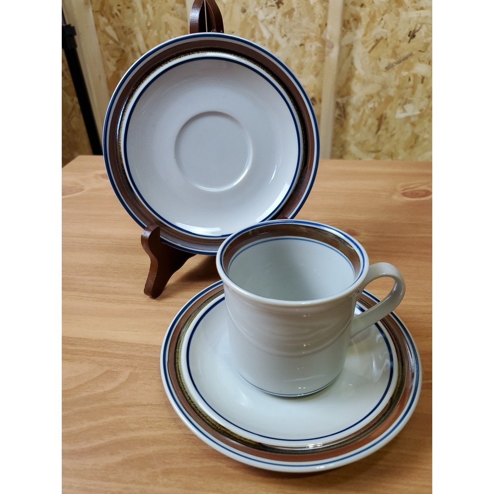Vintage Salem Stonewaren Plates Saucers, 6 1/4", Georgetown Collection W/  1 Cup